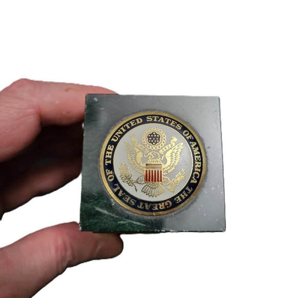 Vintage, Collectible Marble Paperweights w/ Great Seal of USA & iconic NY Times - Picture 12 of 12